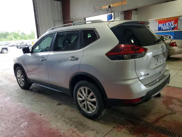 5N1AT2MV0JC799366 2018 NISSAN ROGUE - Image 2