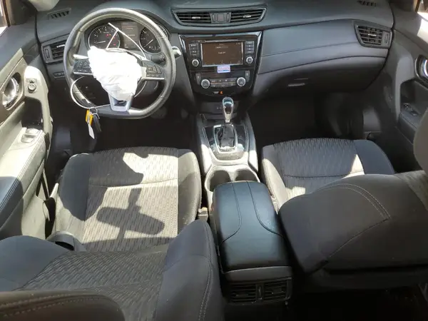5N1AT2MV0JC806915 2018 NISSAN ROGUE - Image 8
