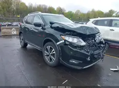 5N1AT2MV0JC815663 2018 NISSAN ROGUE