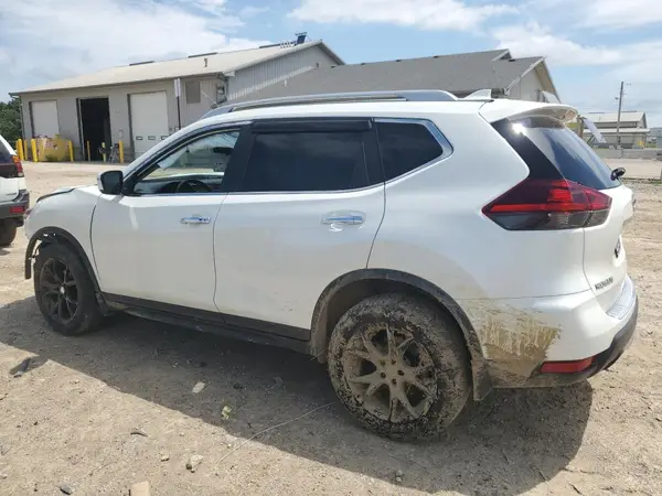 5N1AT2MV0JC817994 2018 NISSAN ROGUE - Image 2