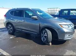 5N1AT2MV0JC830549 2018 NISSAN ROGUE