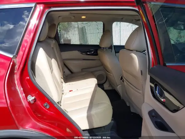 5N1AT2MV0JC835413 2018 NISSAN ROGUE - Image 8