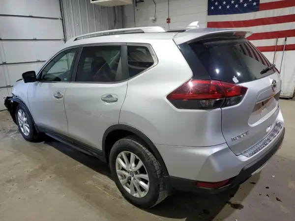 5N1AT2MV0JC837422 2018 NISSAN ROGUE - Image 2