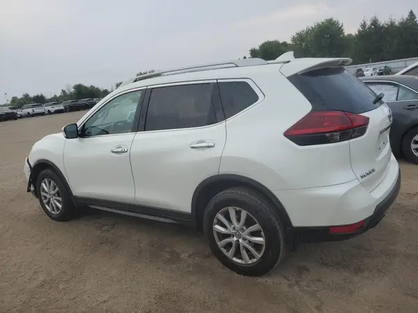 5N1AT2MV0JC838666 2018 NISSAN ROGUE - Image 2