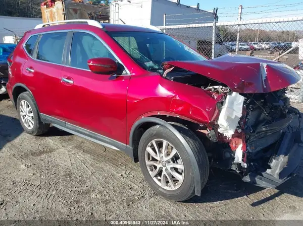 5N1AT2MV0JC840014 2018 NISSAN ROGUE - Image 1