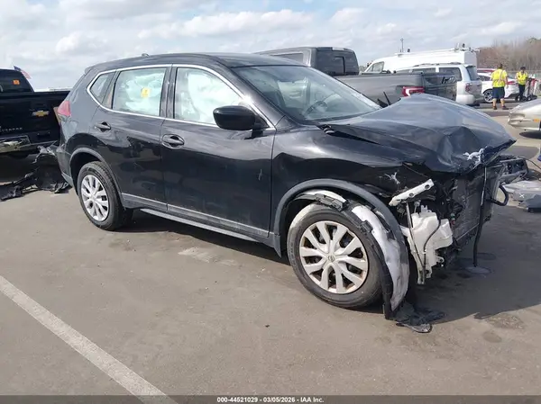 5N1AT2MV0JC841812 2018 NISSAN ROGUE - Image 1