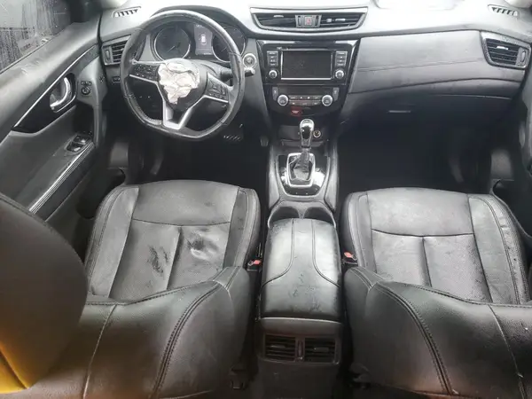 5N1AT2MV0JC843477 2018 NISSAN ROGUE - Image 8