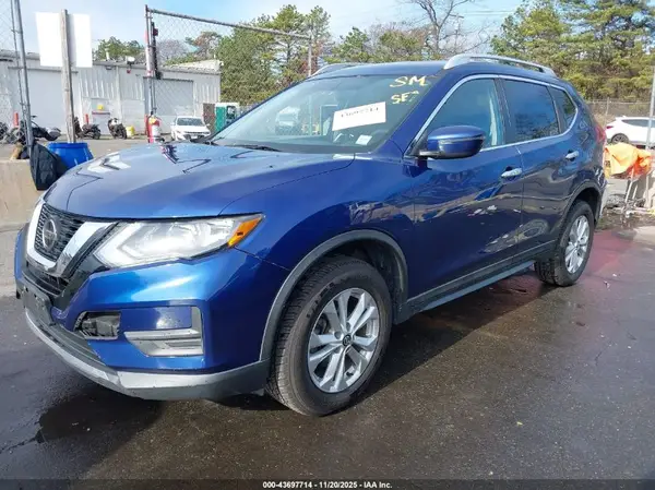 5N1AT2MV0JC848548 2018 NISSAN ROGUE - Image 2