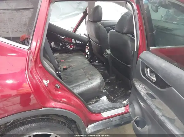 5N1AT2MV0KC701325 2019 NISSAN ROGUE - Image 8