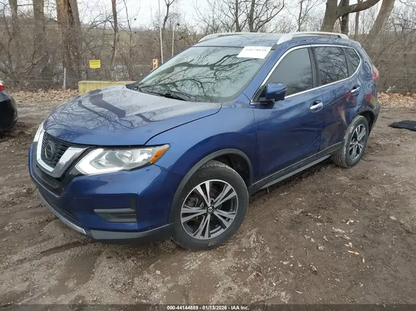 5N1AT2MV0KC708971 2019 NISSAN ROGUE - Image 2