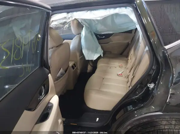 5N1AT2MV0KC730243 2019 NISSAN ROGUE - Image 8