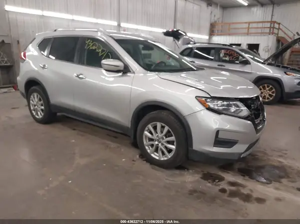 5N1AT2MV0KC735281 2019 NISSAN ROGUE - Image 1