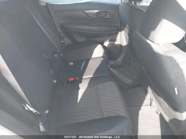 5N1AT2MV0KC750086 2019 NISSAN ROGUE - Image 8
