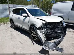 5N1AT2MV0KC779555 2019 NISSAN ROGUE