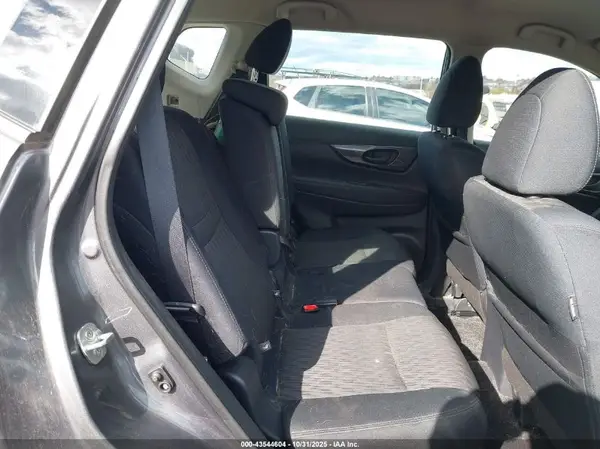 5N1AT2MV0KC784075 2019 NISSAN ROGUE - Image 8