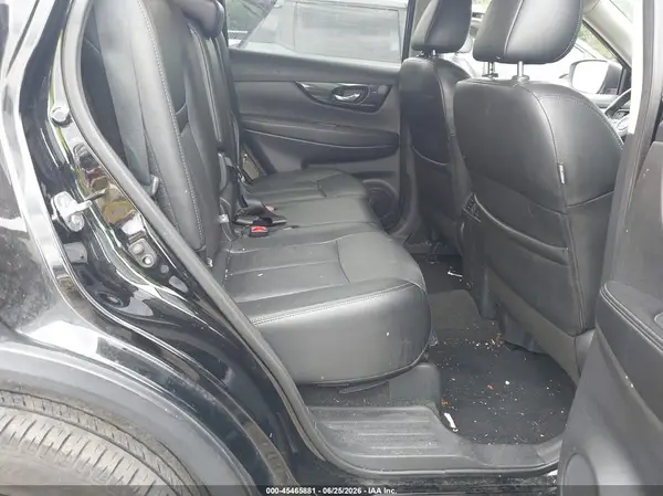5N1AT2MV0KC810402 2019 NISSAN ROGUE - Image 8