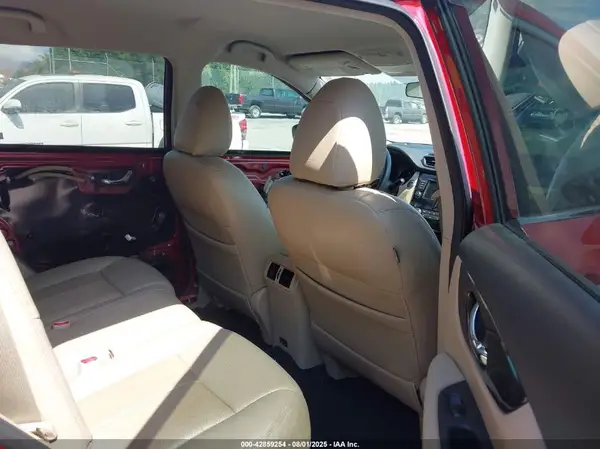 5N1AT2MV0KC811775 2019 NISSAN ROGUE - Image 8