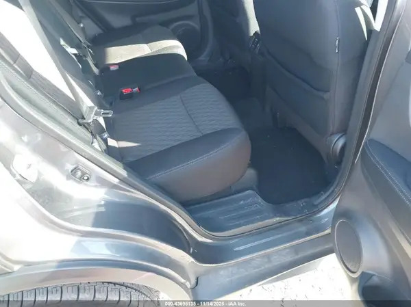 5N1AT2MV0KC813901 2019 NISSAN ROGUE - Image 8