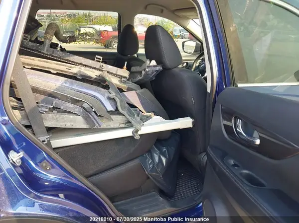 5N1AT2MV0KC821562 2019 NISSAN ROGUE - Image 8