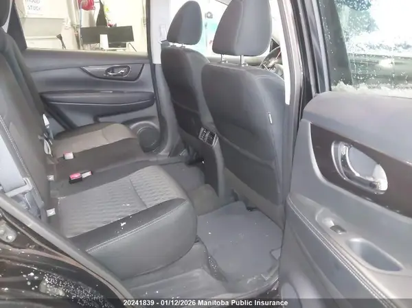 5N1AT2MV0KC821755 2019 NISSAN ROGUE - Image 8