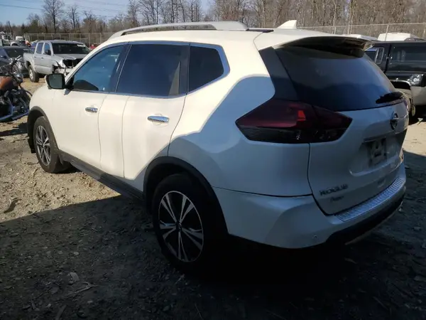 5N1AT2MV0KC824056 2019 NISSAN ROGUE - Image 2