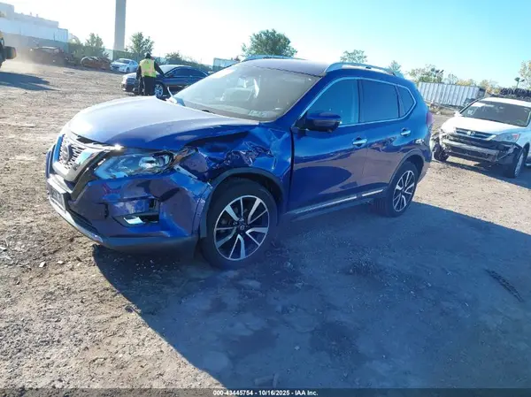 5N1AT2MV0KC826857 2019 NISSAN ROGUE - Image 2