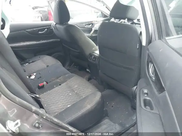 5N1AT2MV0KC831363 2019 NISSAN ROGUE - Image 8