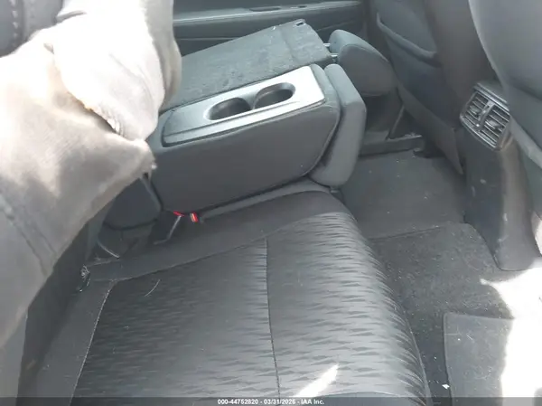 5N1AT2MV0KC843089 2019 NISSAN ROGUE - Image 8