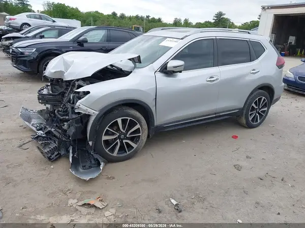 5N1AT2MV0LC701228 2020 NISSAN ROGUE - Image 2