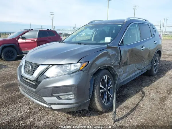 5N1AT2MV0LC710138 2020 NISSAN ROGUE - Image 2