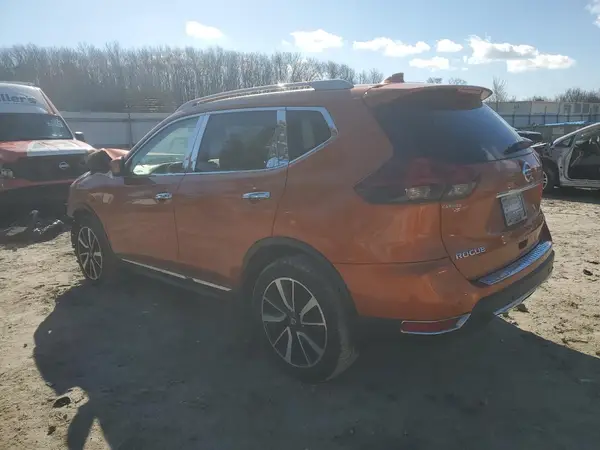5N1AT2MV0LC718417 2020 NISSAN ROGUE - Image 2