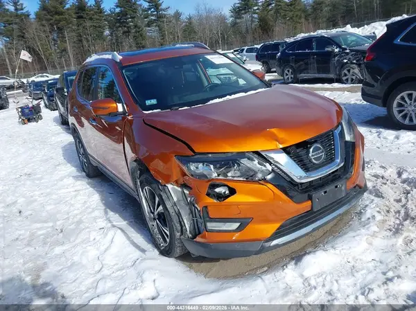 5N1AT2MV0LC738800 2020 NISSAN ROGUE - Image 1