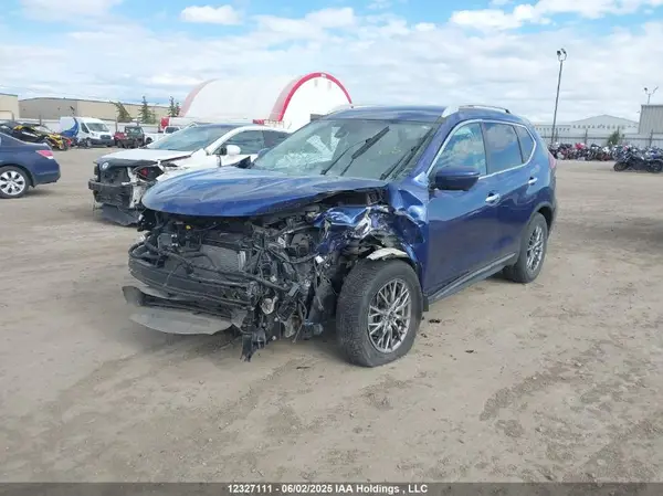 5N1AT2MV0LC739994 2020 NISSAN ROGUE - Image 2