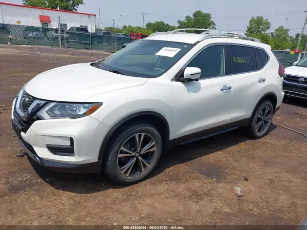 5N1AT2MV0LC785230 2020 NISSAN ROGUE - Image 2
