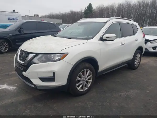 5N1AT2MV0LC793215 2020 NISSAN ROGUE - Image 2