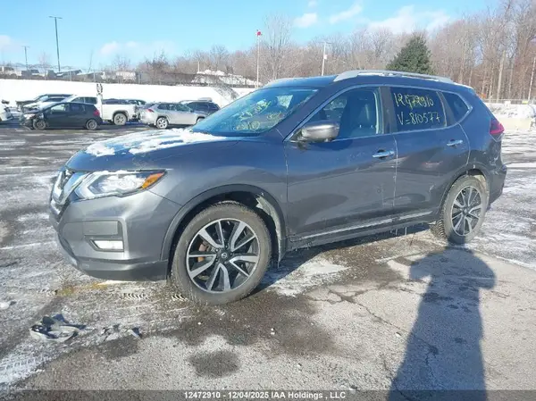 5N1AT2MV0LC810577 2020 NISSAN ROGUE - Image 2