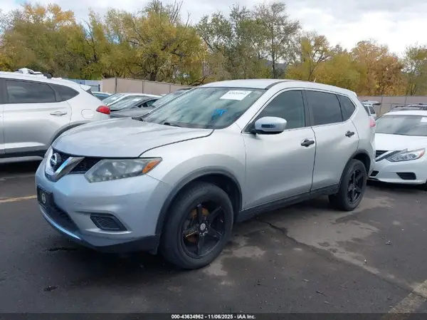 5N1AT2MV1GC734261 2016 NISSAN ROGUE - Image 2