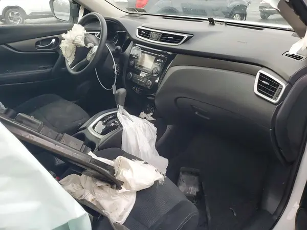 5N1AT2MV1GC737967 2016 NISSAN ROGUE - Image 8