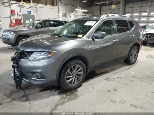 5N1AT2MV1GC743686 2016 NISSAN ROGUE - Image 2