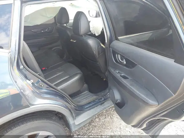 5N1AT2MV1GC747835 2016 NISSAN ROGUE - Image 8