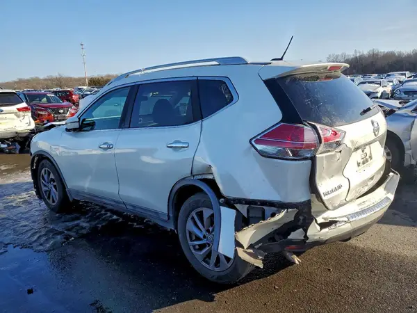 5N1AT2MV1GC748306 2016 NISSAN ROGUE - Image 2