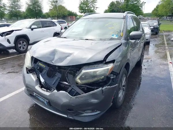 5N1AT2MV1GC748872 2016 NISSAN ROGUE - Image 2
