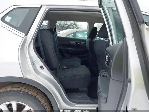 5N1AT2MV1GC749780 2016 NISSAN ROGUE - Image 8