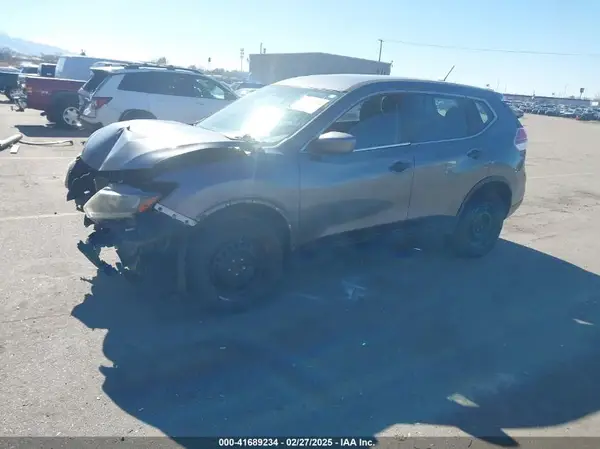 5N1AT2MV1GC760956 2016 NISSAN ROGUE - Image 2