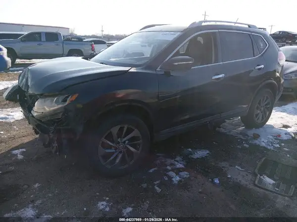 5N1AT2MV1GC770130 2016 NISSAN ROGUE - Image 2