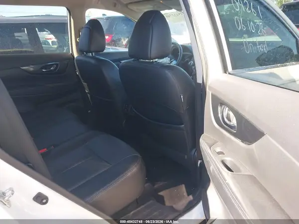 5N1AT2MV1GC786277 2016 NISSAN ROGUE - Image 8