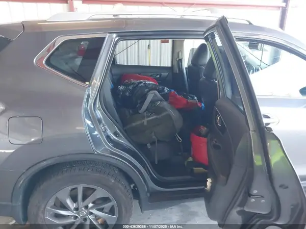 5N1AT2MV1GC791740 2016 NISSAN ROGUE - Image 8
