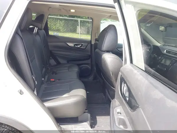5N1AT2MV1GC793942 2016 NISSAN ROGUE - Image 8