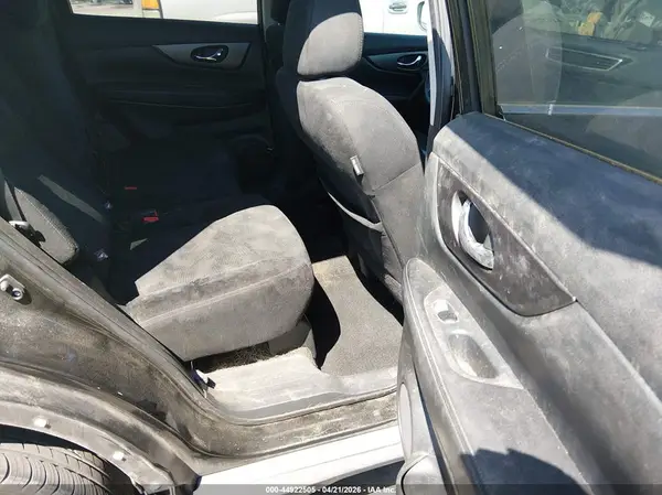 5N1AT2MV1GC796517 2016 NISSAN ROGUE - Image 8