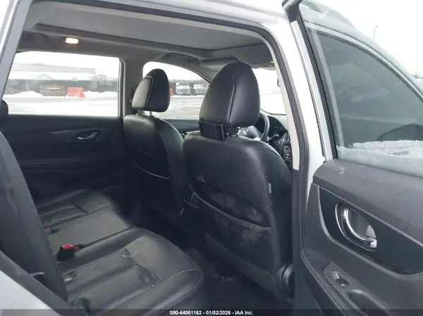 5N1AT2MV1GC801666 2016 NISSAN ROGUE - Image 8
